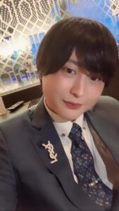 華金営業です💐