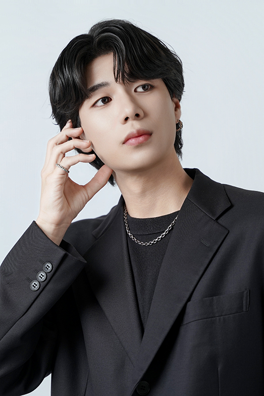 ハル　ジャンバールファースト　ホストクラブ　大阪ミナミ