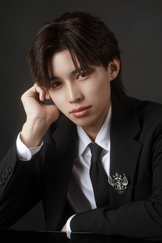 チハル　ロジャーズ　ホストクラブ　大阪ミナミ