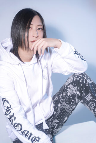 リリー　ティーチ　ホストクラブ　大阪ミナミ